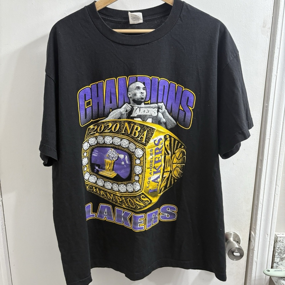 Lakers basketball t shirt Mens XLarge Suna Tag 2020 Champions  NBA Graphic Tee‎